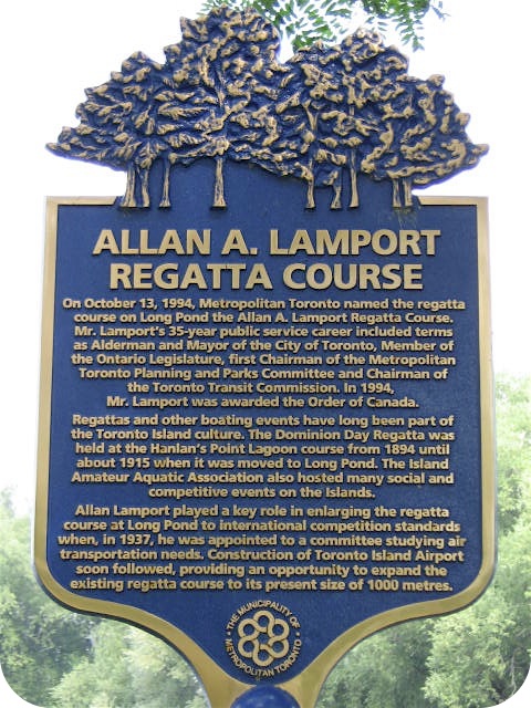 Plaque Photo