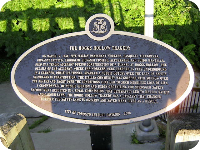 Plaque Photo