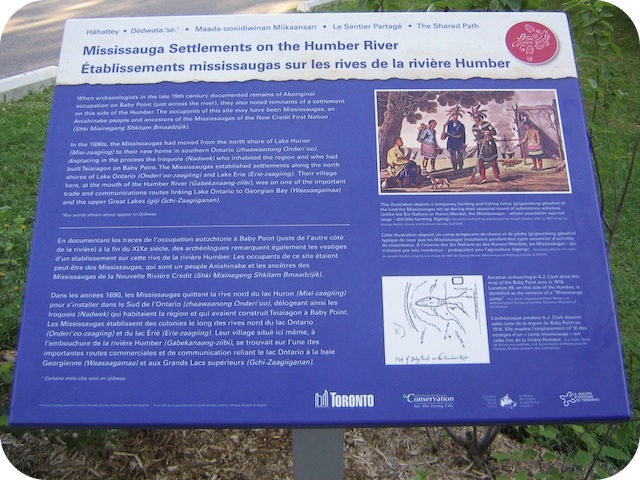 Plaque Photo