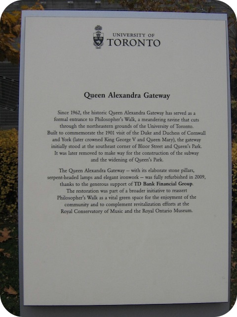 Plaque Photo