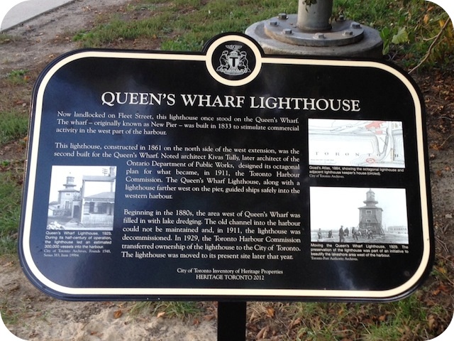 Plaque Photo