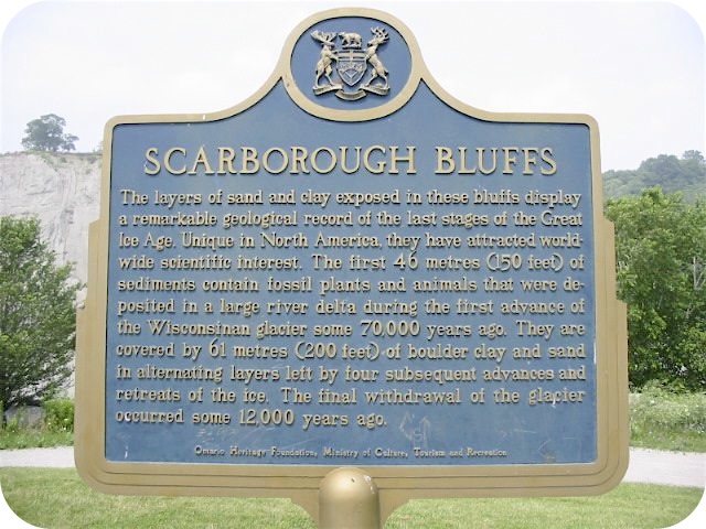 Plaque Photo