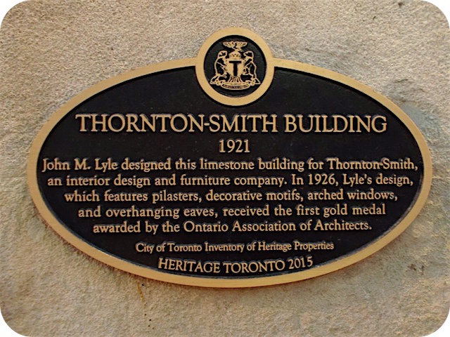 Plaque Photo